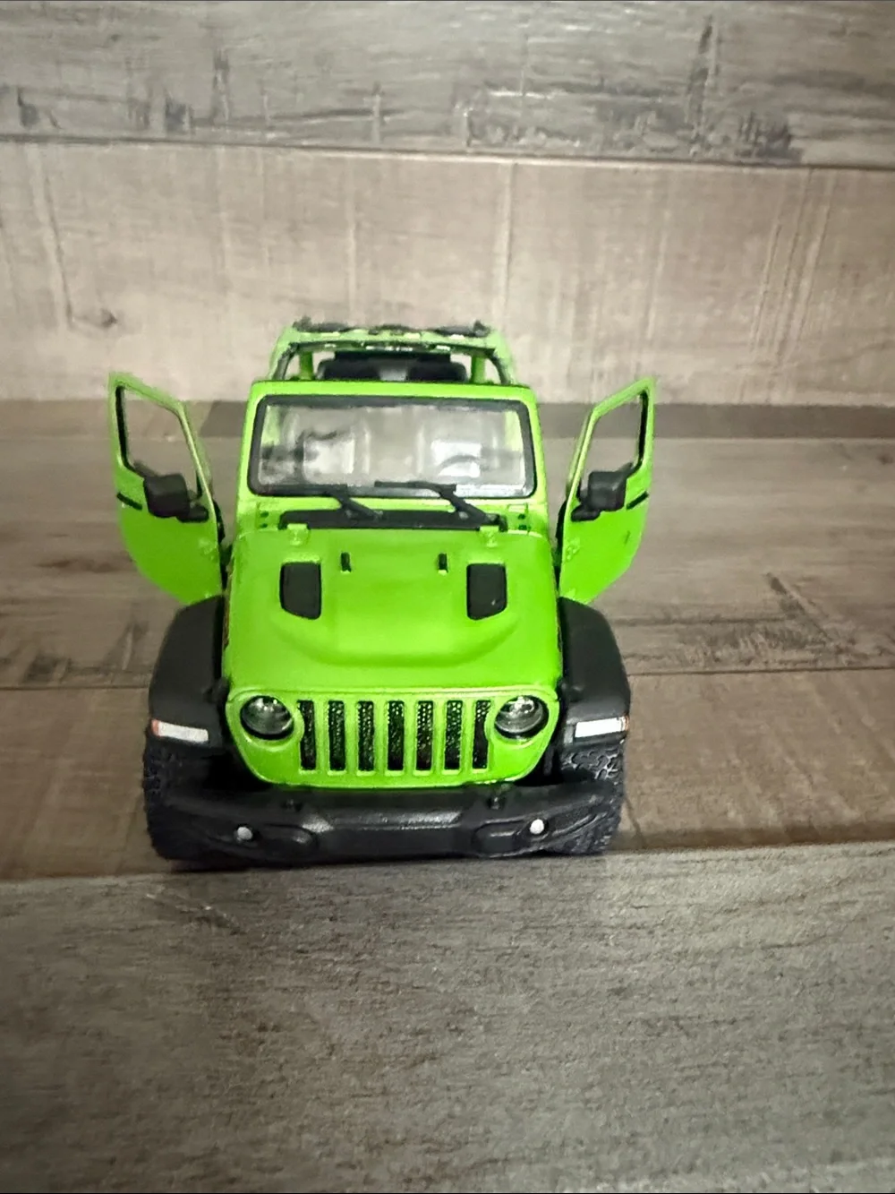 N/A bright green